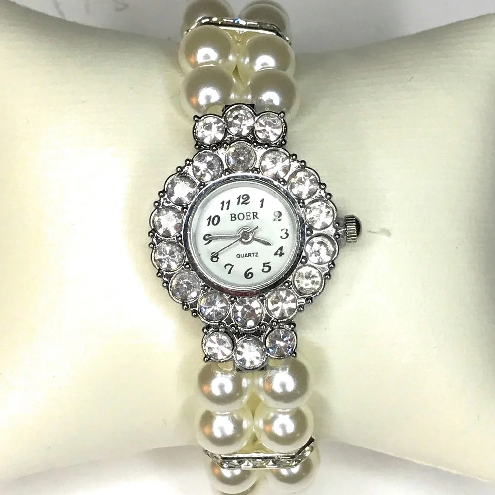 Pearlband Vintage Style Watch NWOT